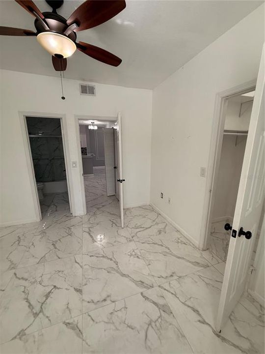 В аренду: $1,850 (2 спален, 2 ванн, 1014 Квадратных фут)