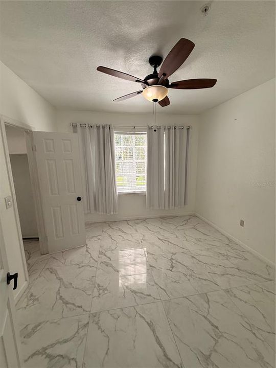В аренду: $1,850 (2 спален, 2 ванн, 1014 Квадратных фут)