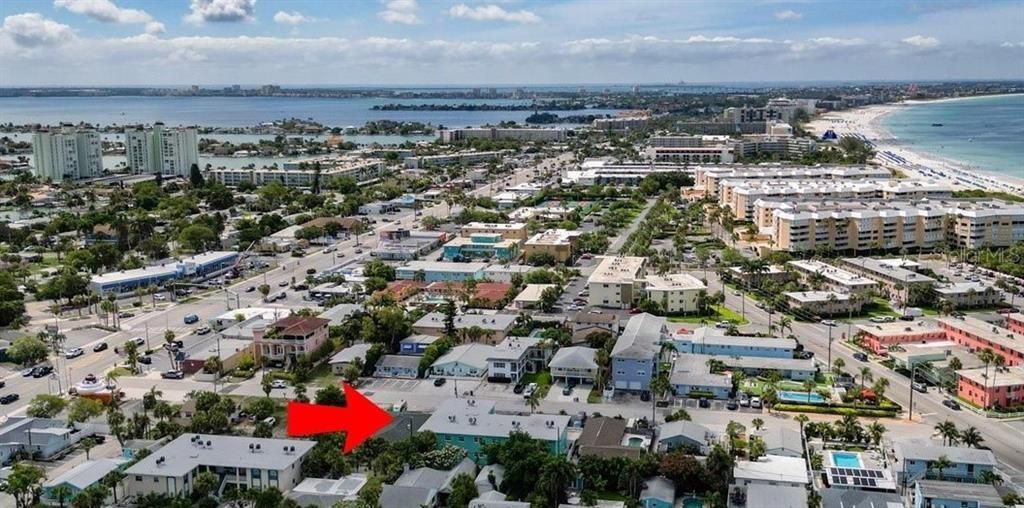 В аренду: $2,300 (2 спален, 1 ванн, 1100 Квадратных фут)