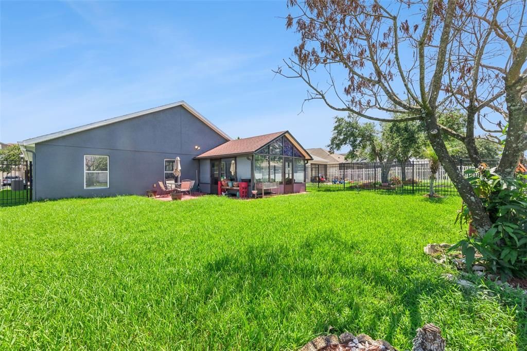 For Sale: $459,000 (4 beds, 2 baths, 2150 Square Feet)