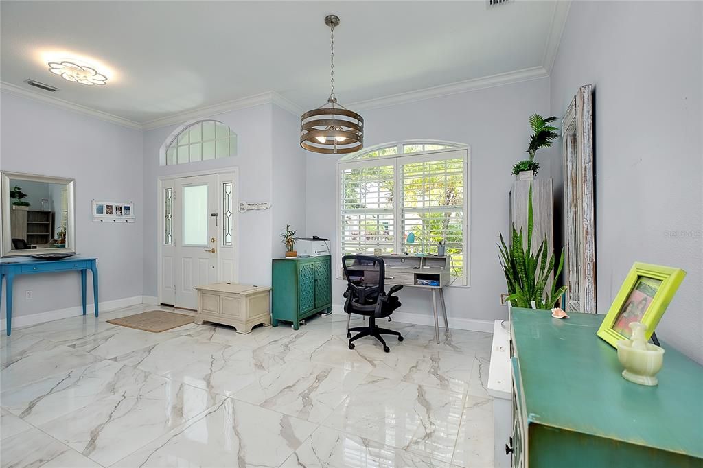 For Rent: $4,700 (3 beds, 3 baths, 2368 Square Feet)