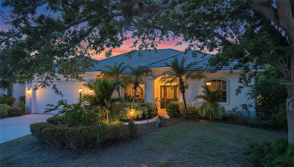For Rent: $4,700 (3 beds, 3 baths, 2368 Square Feet)