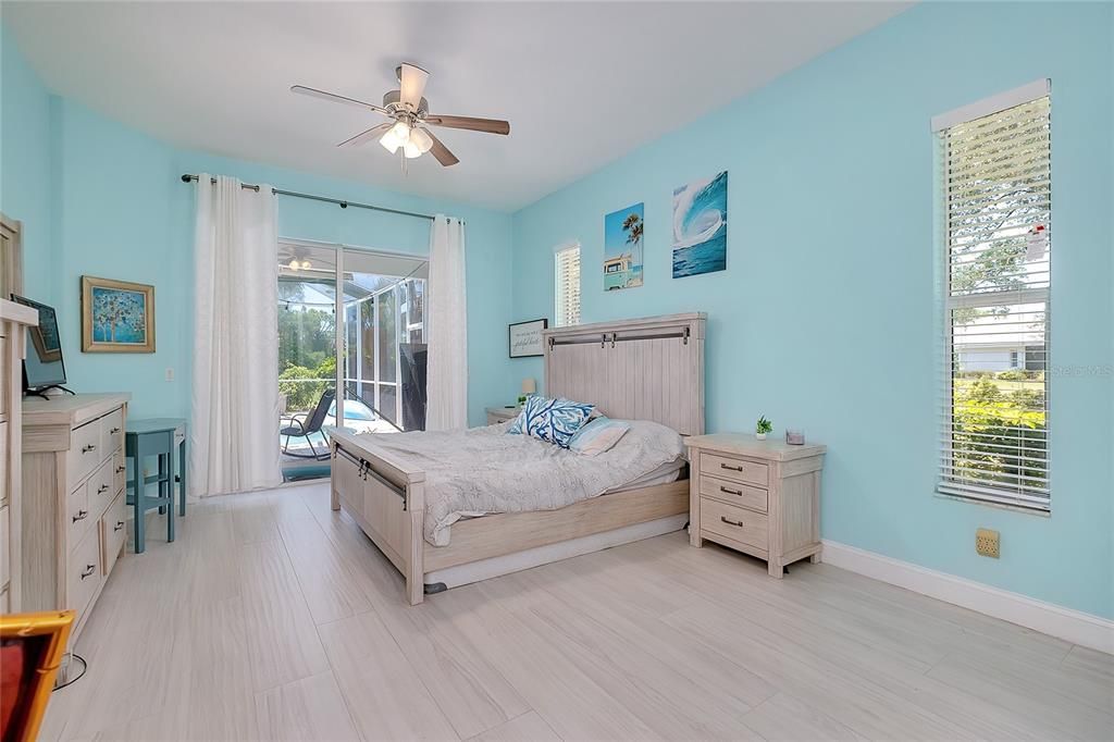 For Rent: $4,700 (3 beds, 3 baths, 2368 Square Feet)