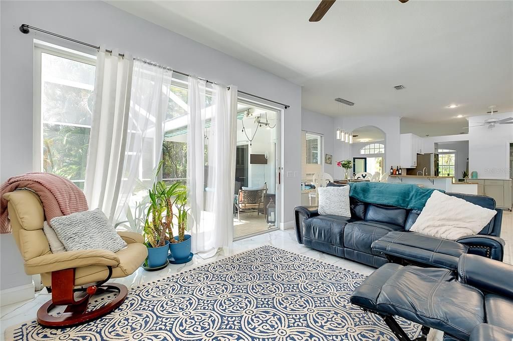 For Rent: $4,700 (3 beds, 3 baths, 2368 Square Feet)