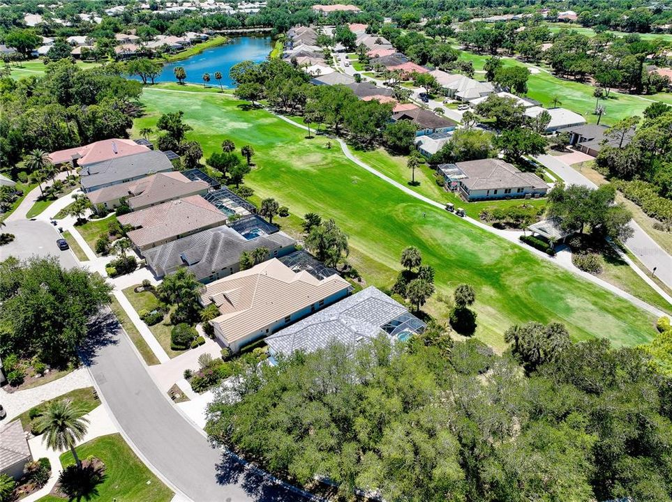 For Rent: $4,700 (3 beds, 3 baths, 2368 Square Feet)