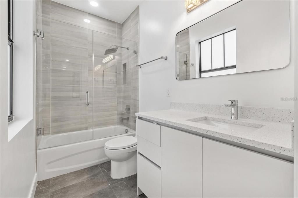 В аренду: $1,800 (1 спален, 1 ванн, 780 Квадратных фут)