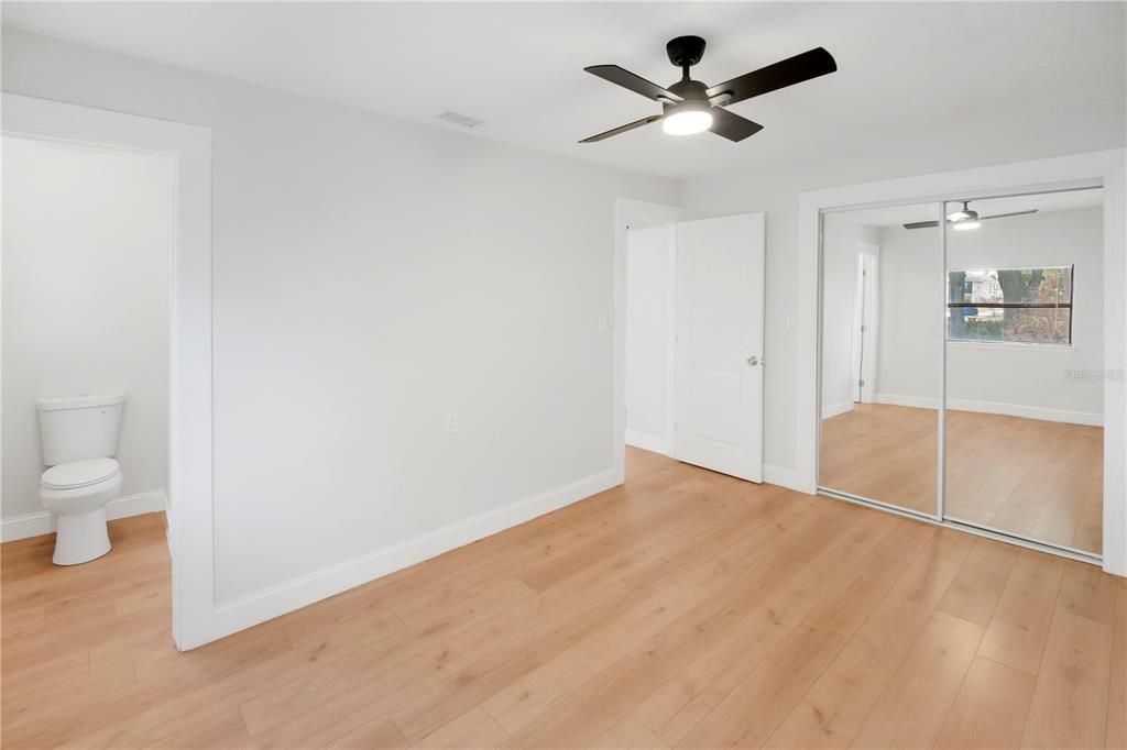 En Venta: $400,000 (4 camas, 2 baños, 1288 Pies cuadrados)