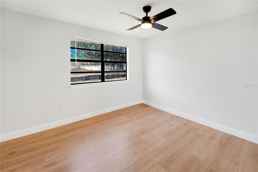 En Venta: $400,000 (4 camas, 2 baños, 1288 Pies cuadrados)