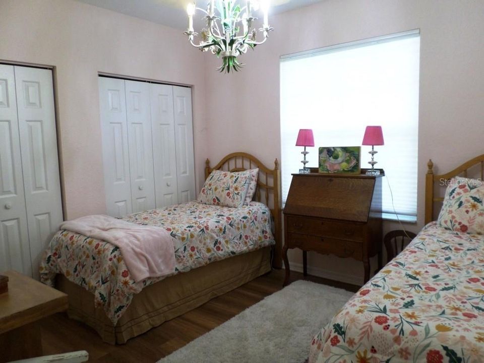 На продажу: $319,900 (3 спален, 2 ванн, 1740 Квадратных фут)