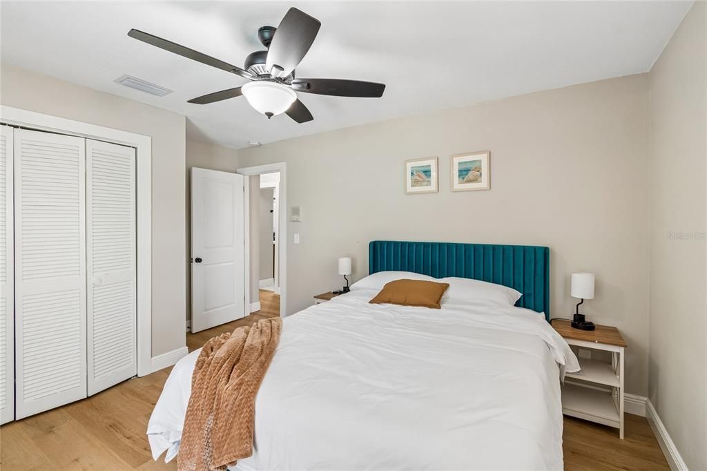 En Venta: $739,900 (4 camas, 2 baños, 1930 Pies cuadrados)