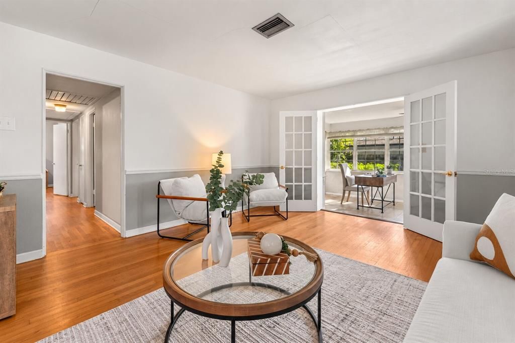 Activo con contrato: $399,000 (3 camas, 2 baños, 1523 Pies cuadrados)