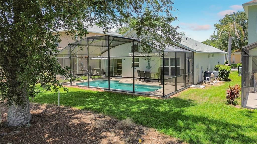 На продажу: $339,900 (3 спален, 2 ванн, 1130 Квадратных фут)