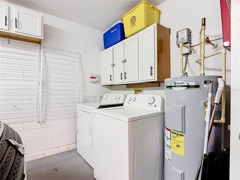 На продажу: $339,900 (3 спален, 2 ванн, 1130 Квадратных фут)