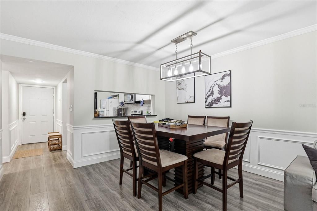 В аренду: $2,400 (2 спален, 2 ванн, 1019 Квадратных фут)