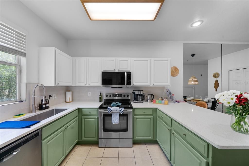 En Venta: $149,900 (2 camas, 2 baños, 1176 Pies cuadrados)
