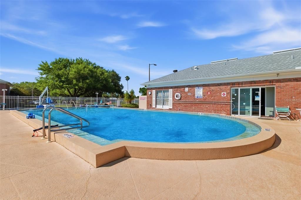 For Rent: $2,200 (2 beds, 2 baths, 1075 Square Feet)