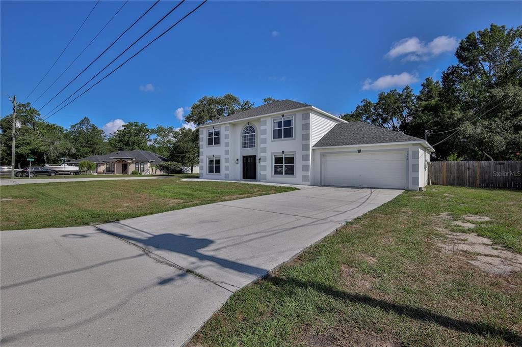 For Sale: $399,000 (4 beds, 2 baths, 2356 Square Feet)