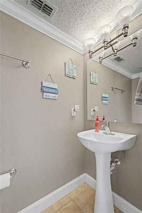 For Sale: $399,000 (4 beds, 2 baths, 2356 Square Feet)