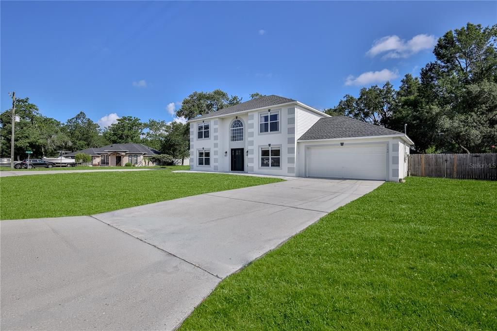 For Sale: $399,000 (4 beds, 2 baths, 2356 Square Feet)