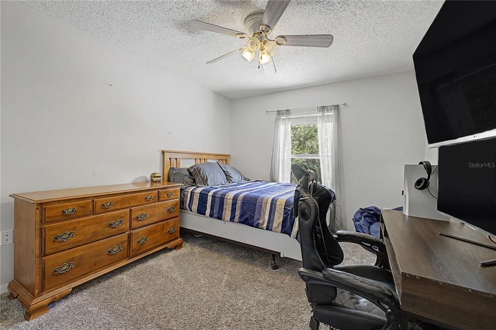 For Sale: $399,000 (4 beds, 2 baths, 2356 Square Feet)