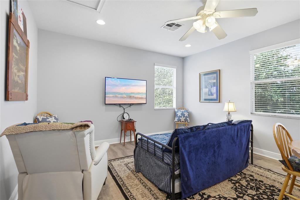 For Sale: $725,000 (5 beds, 4 baths, 3435 Square Feet)