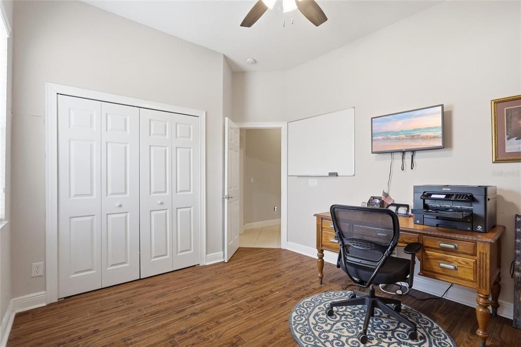 For Sale: $725,000 (5 beds, 4 baths, 3435 Square Feet)