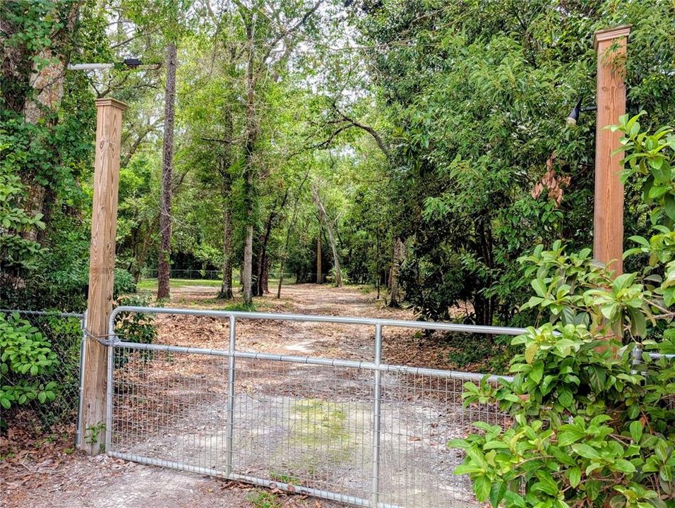 En Venta: $90,000 (0.58 acres)