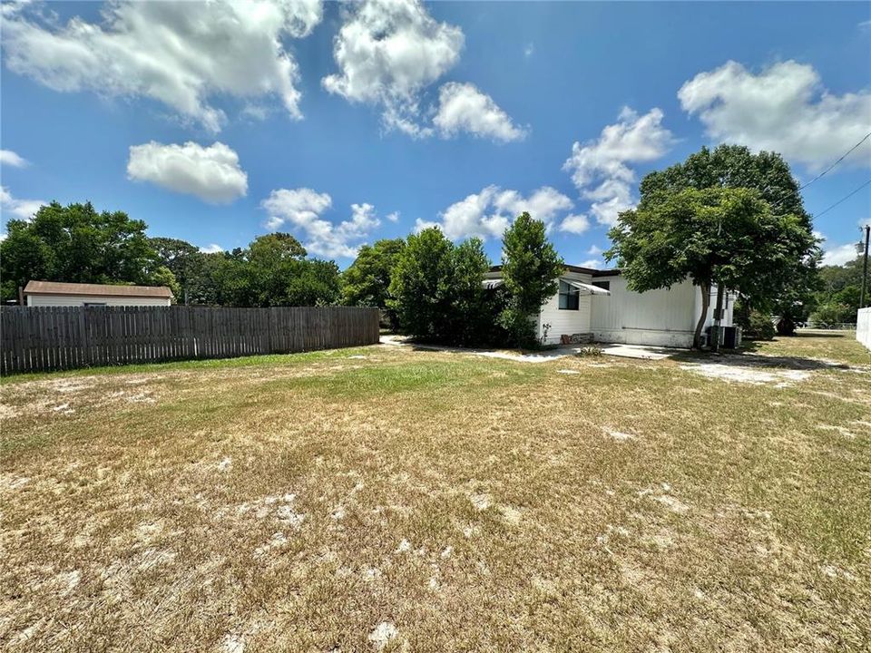 For Sale: $169,500 (3 beds, 2 baths, 941 Square Feet)