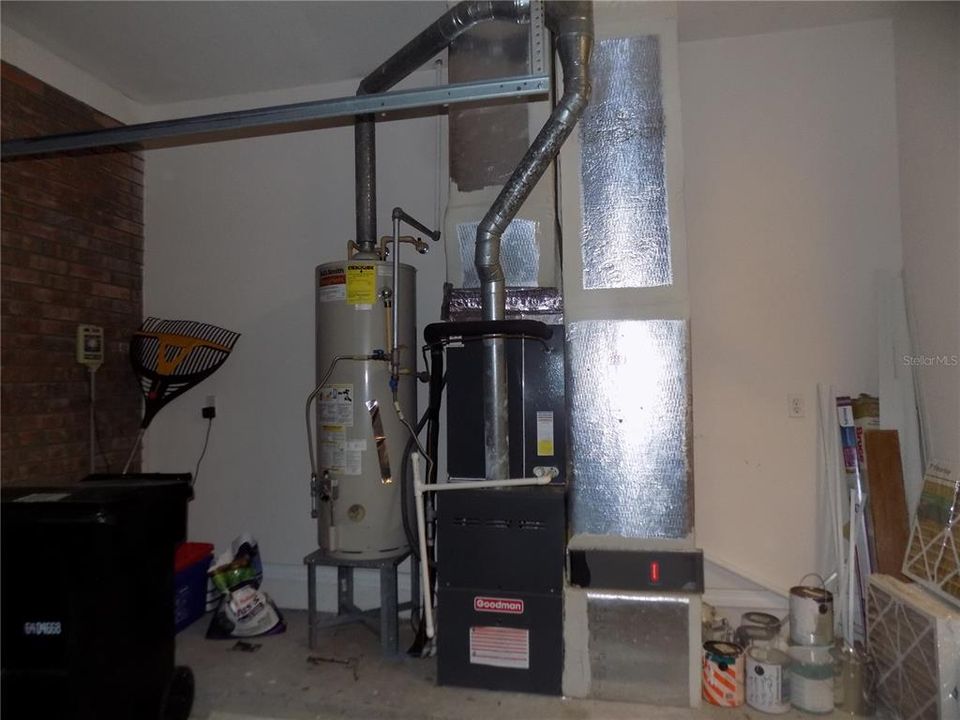 For Rent: $2,500 (3 beds, 2 baths, 1803 Square Feet)