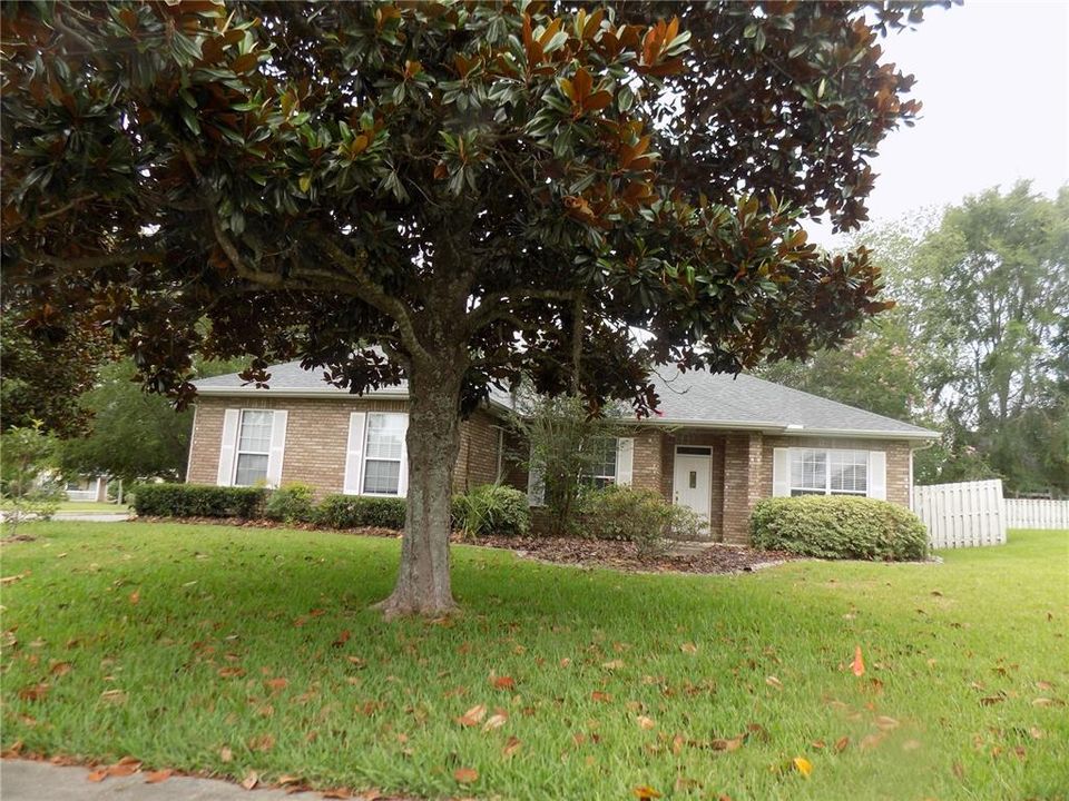 For Rent: $2,500 (3 beds, 2 baths, 1803 Square Feet)