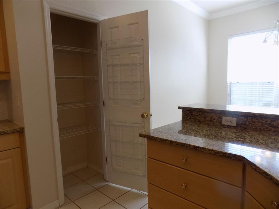 For Rent: $2,500 (3 beds, 2 baths, 1803 Square Feet)