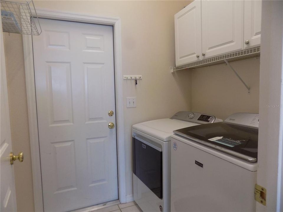 For Rent: $2,500 (3 beds, 2 baths, 1803 Square Feet)