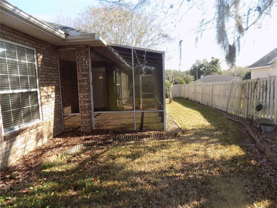 For Rent: $2,500 (3 beds, 2 baths, 1803 Square Feet)