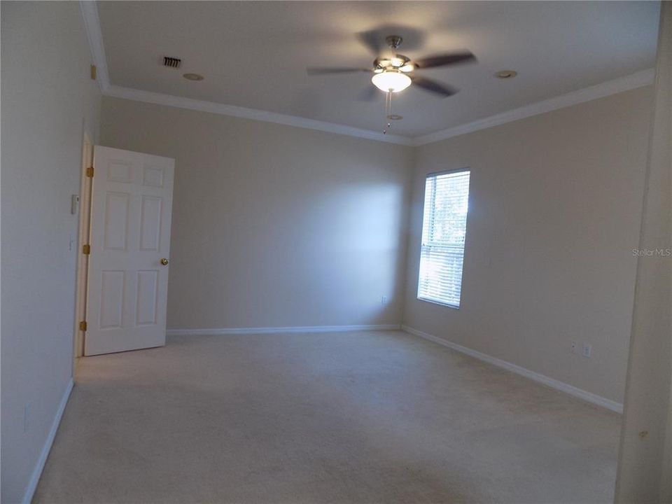 For Rent: $2,500 (3 beds, 2 baths, 1803 Square Feet)