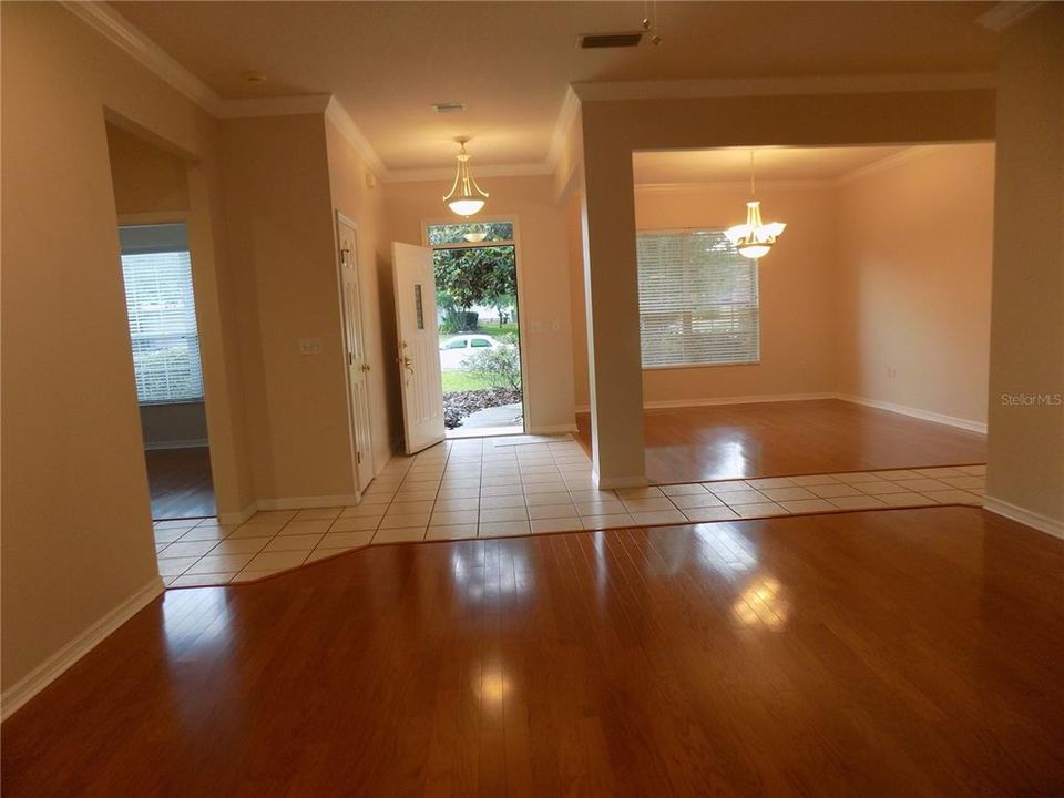 For Rent: $2,500 (3 beds, 2 baths, 1803 Square Feet)