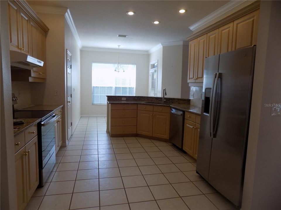 For Rent: $2,500 (3 beds, 2 baths, 1803 Square Feet)
