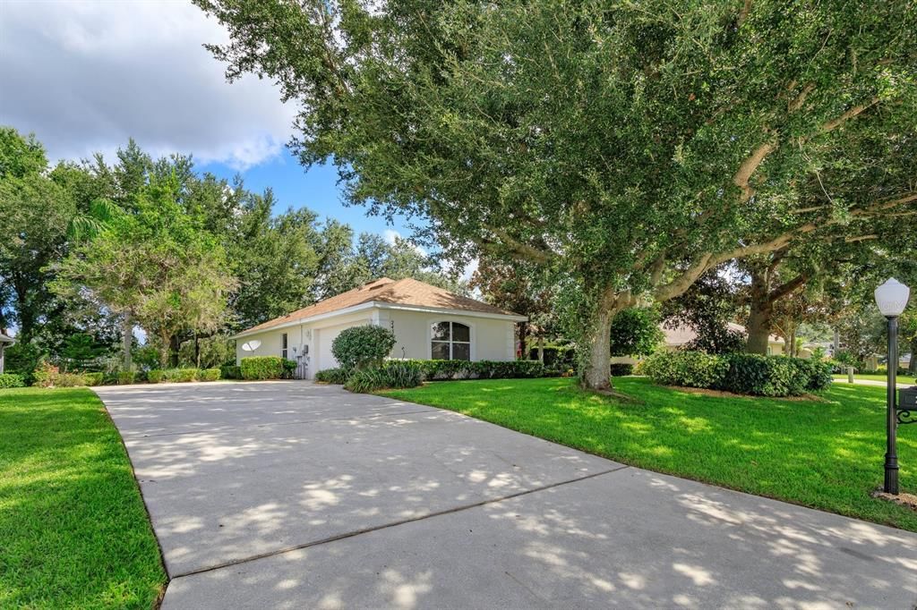 For Sale: $385,000 (3 beds, 2 baths, 2035 Square Feet)