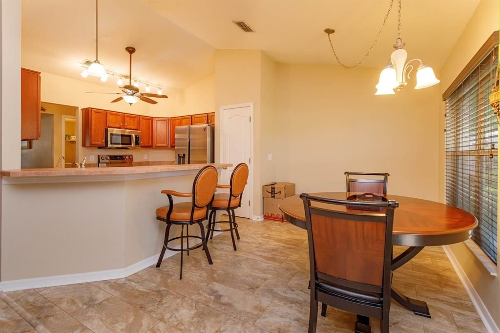 For Sale: $385,000 (3 beds, 2 baths, 2035 Square Feet)