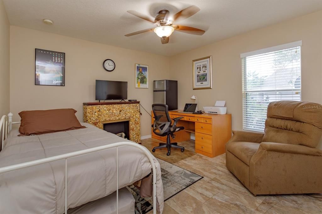 For Sale: $385,000 (3 beds, 2 baths, 2035 Square Feet)