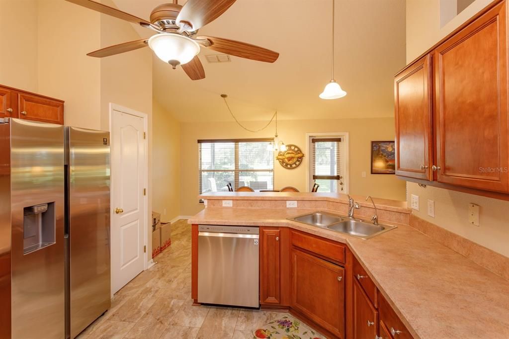 For Sale: $385,000 (3 beds, 2 baths, 2035 Square Feet)