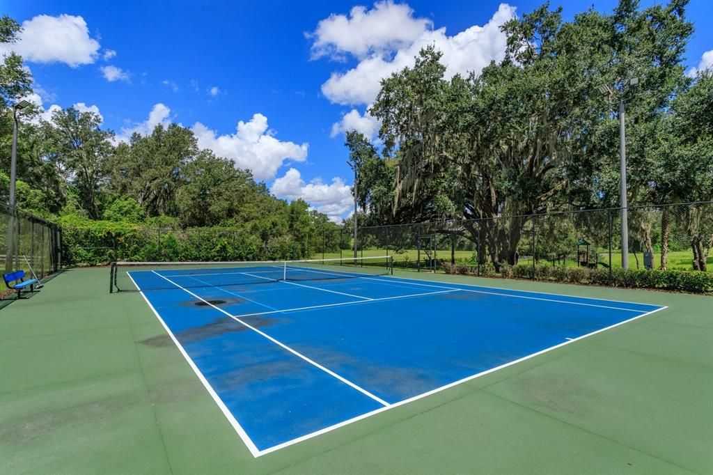 For Sale: $385,000 (3 beds, 2 baths, 2035 Square Feet)