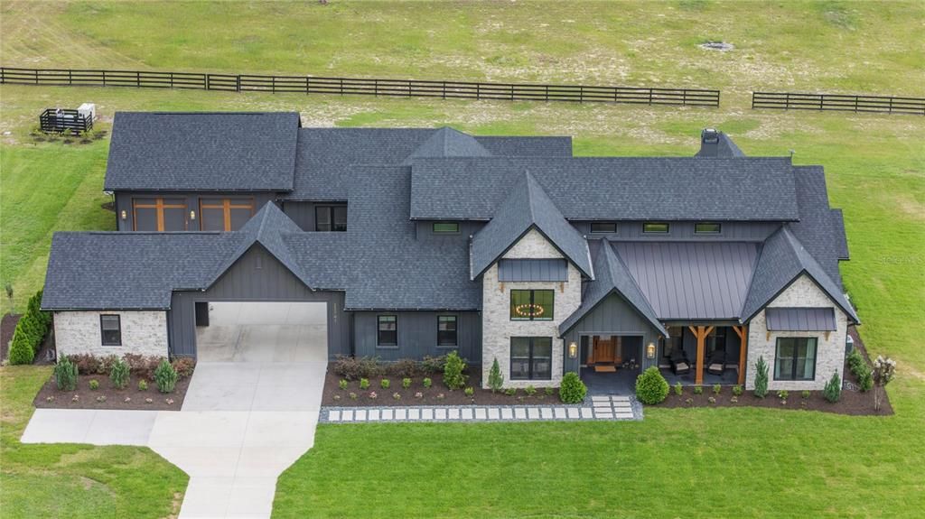 For Sale: $2,295,000 (5 beds, 4 baths, 4483 Square Feet)