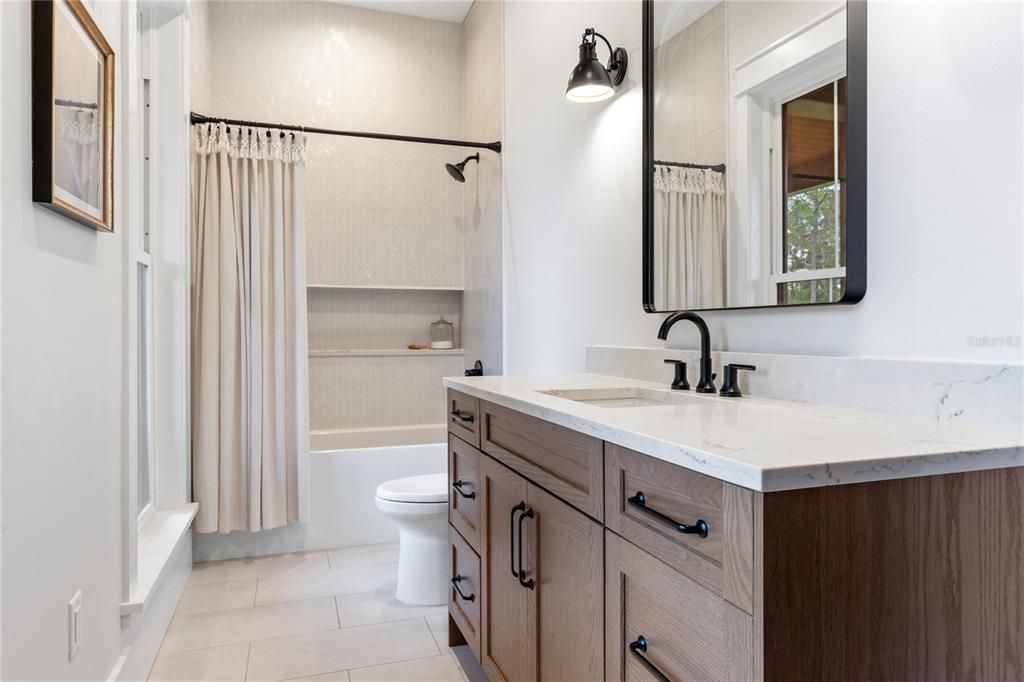 For Sale: $2,295,000 (5 beds, 4 baths, 4483 Square Feet)