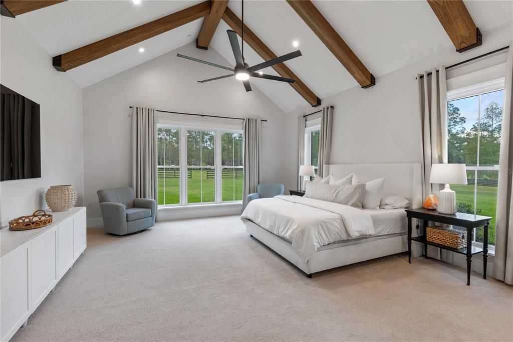 For Sale: $2,295,000 (5 beds, 4 baths, 4483 Square Feet)
