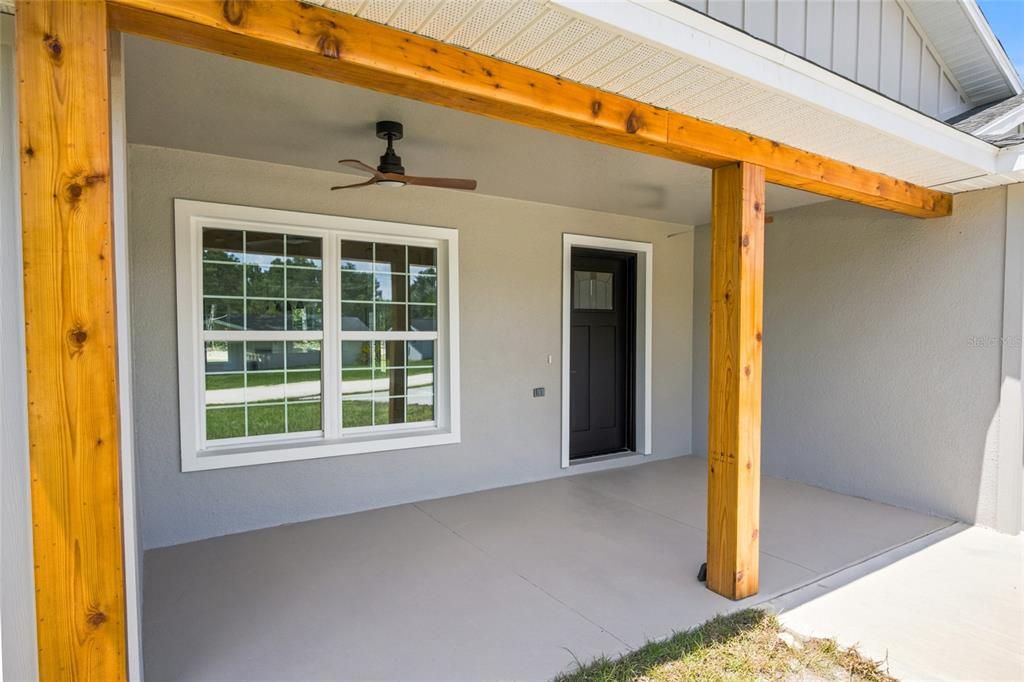 For Sale: $309,900 (3 beds, 2 baths, 1559 Square Feet)
