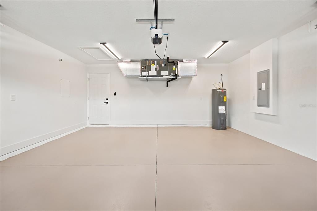 For Sale: $309,900 (3 beds, 2 baths, 1559 Square Feet)
