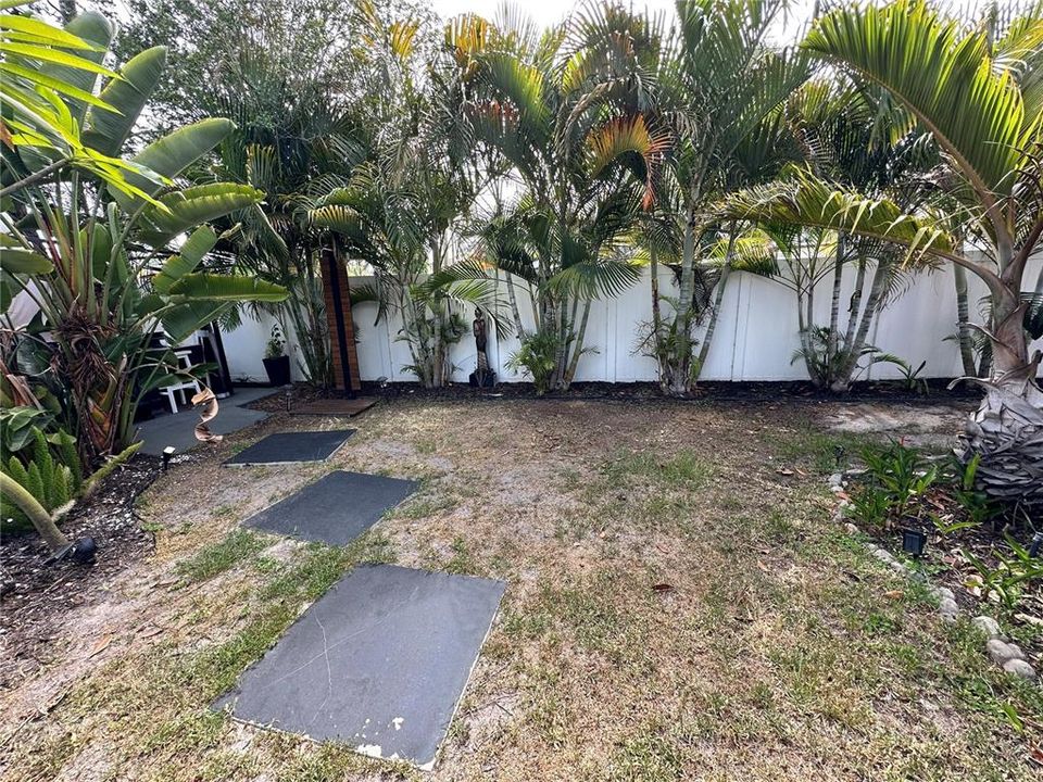 На продажу: $395,000 (2 спален, 1 ванн, 1394 Квадратных фут)