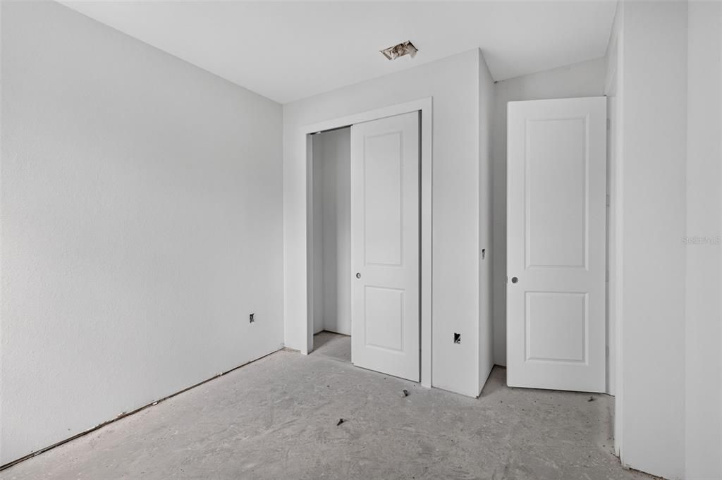 На продажу: $249,900 (3 спален, 2 ванн, 2042 Квадратных фут)