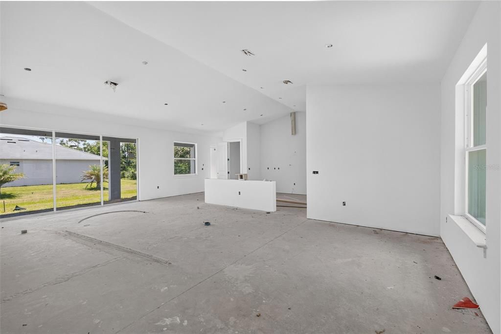 На продажу: $249,900 (3 спален, 2 ванн, 2042 Квадратных фут)