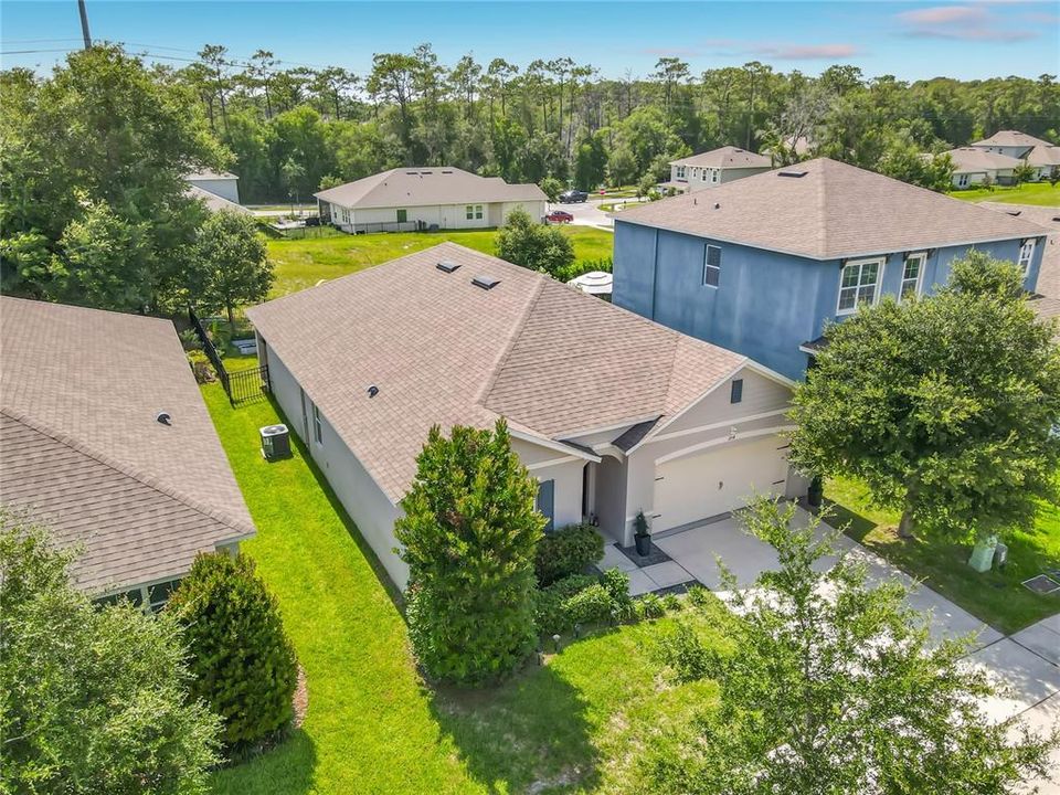 На продажу: $365,000 (4 спален, 2 ванн, 1827 Квадратных фут)